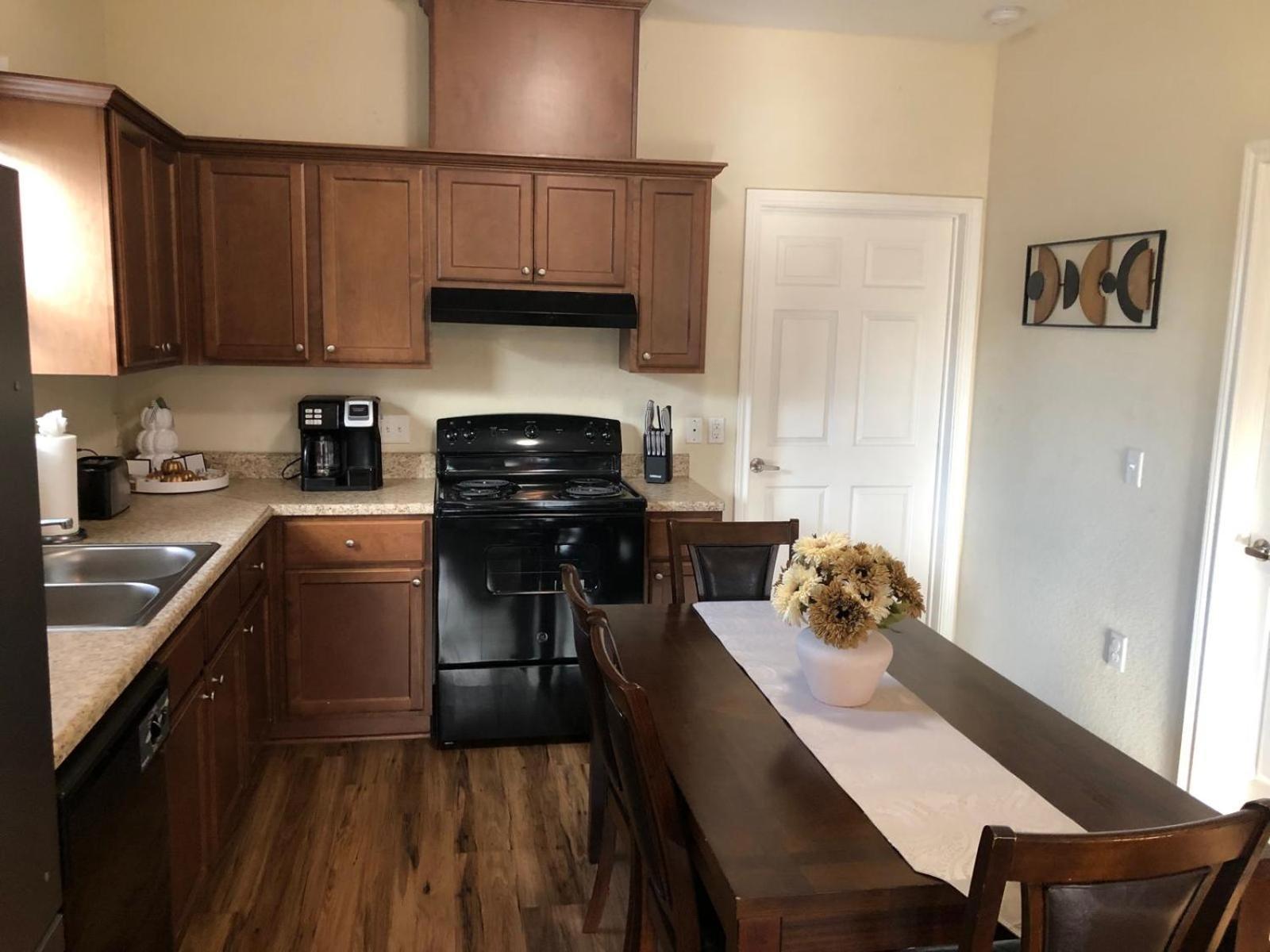 Spacious Villa Close To The Beach, 10 Sleeps Galveston Kültér fotó